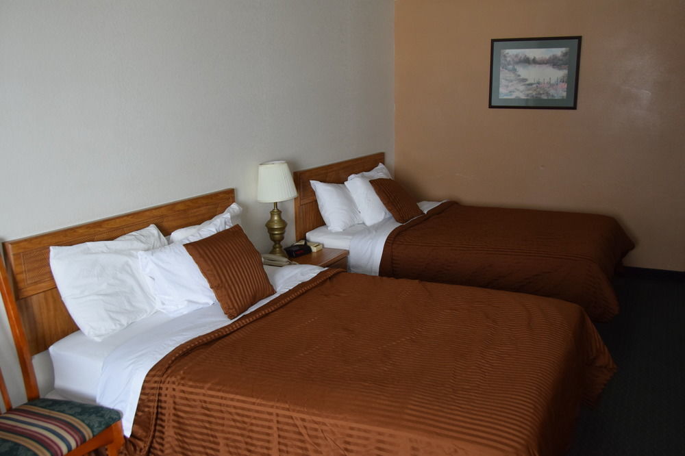 National 9 Mount Nebo Motel Nephi Bagian luar foto